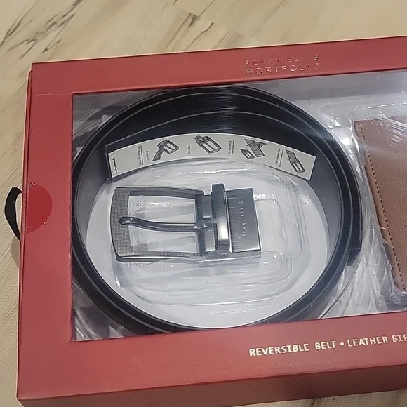 NEW! PERRY ELLIS Men's Reversible Leather Belt & Wallet 2pc Gift Set Medium. - Picture 2 of 5
